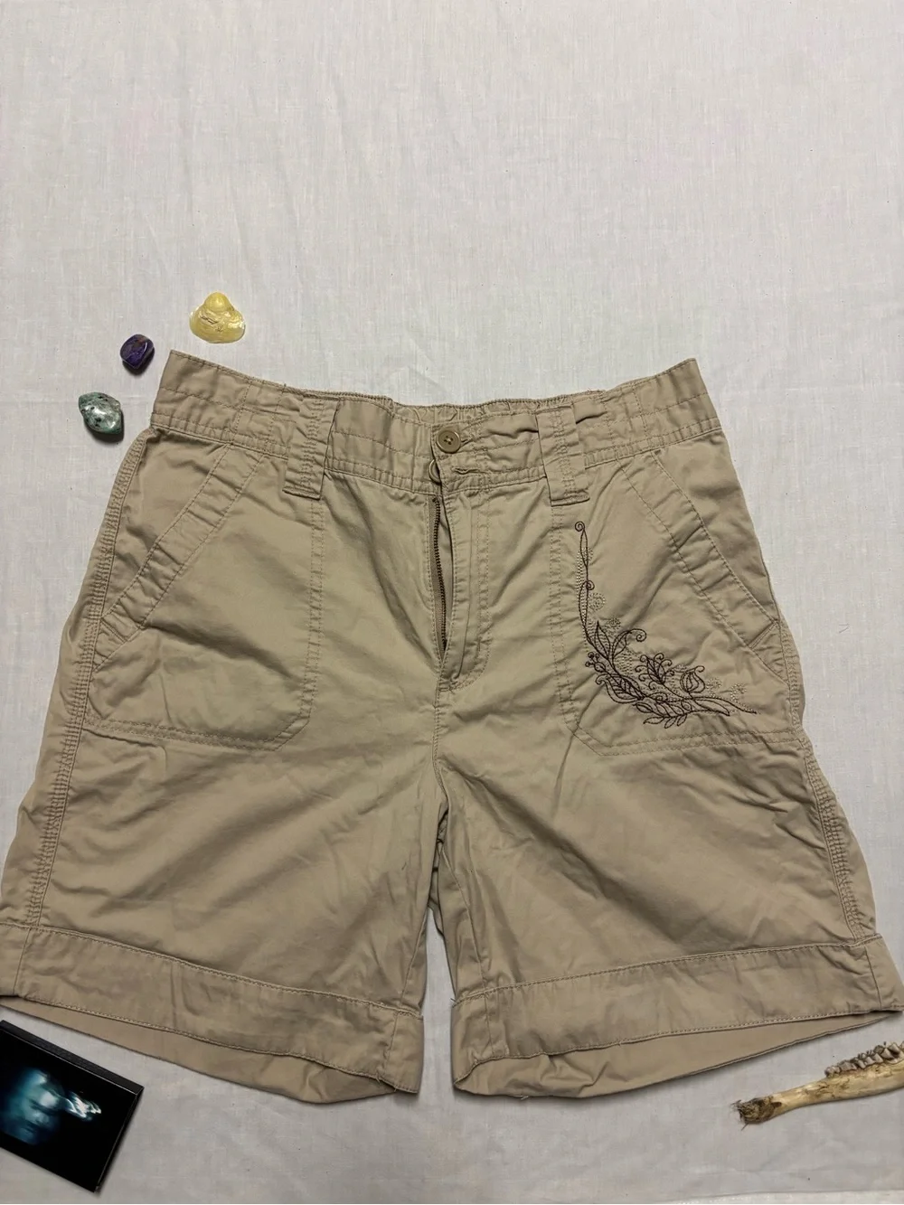 Basic Editions Tan Women's Cargo Shorts with Embroidered Pocket