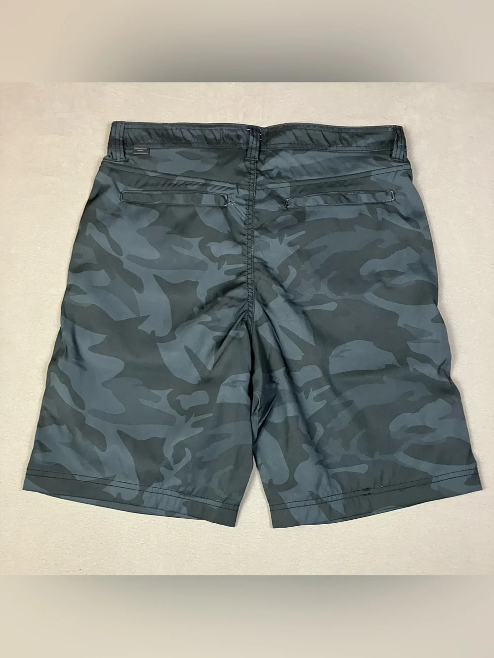 Hawke & Co. Men’s Size 32 Stretch Woven Performance Shorts Black Camo NWT!