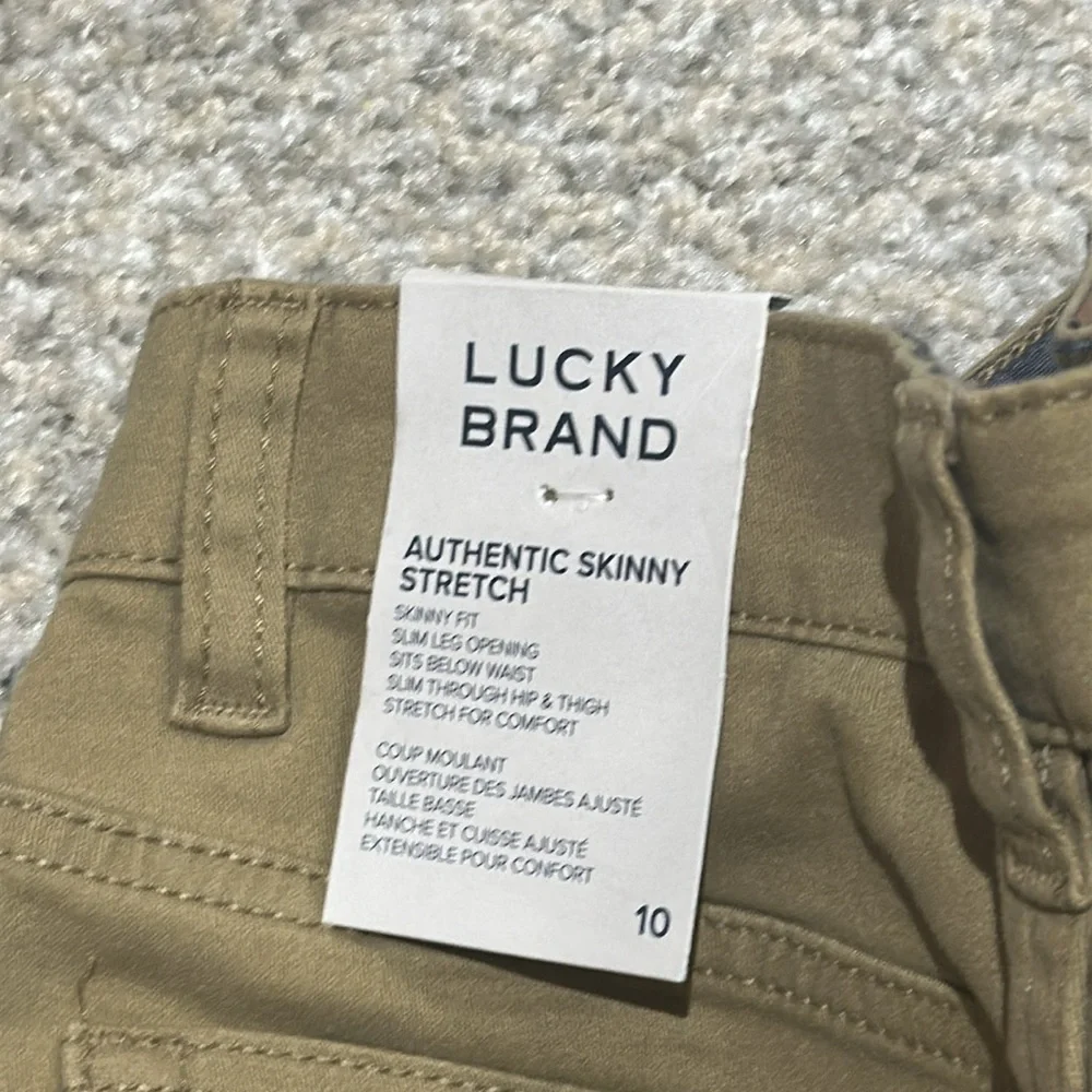 Lucky Brand stylish khaki