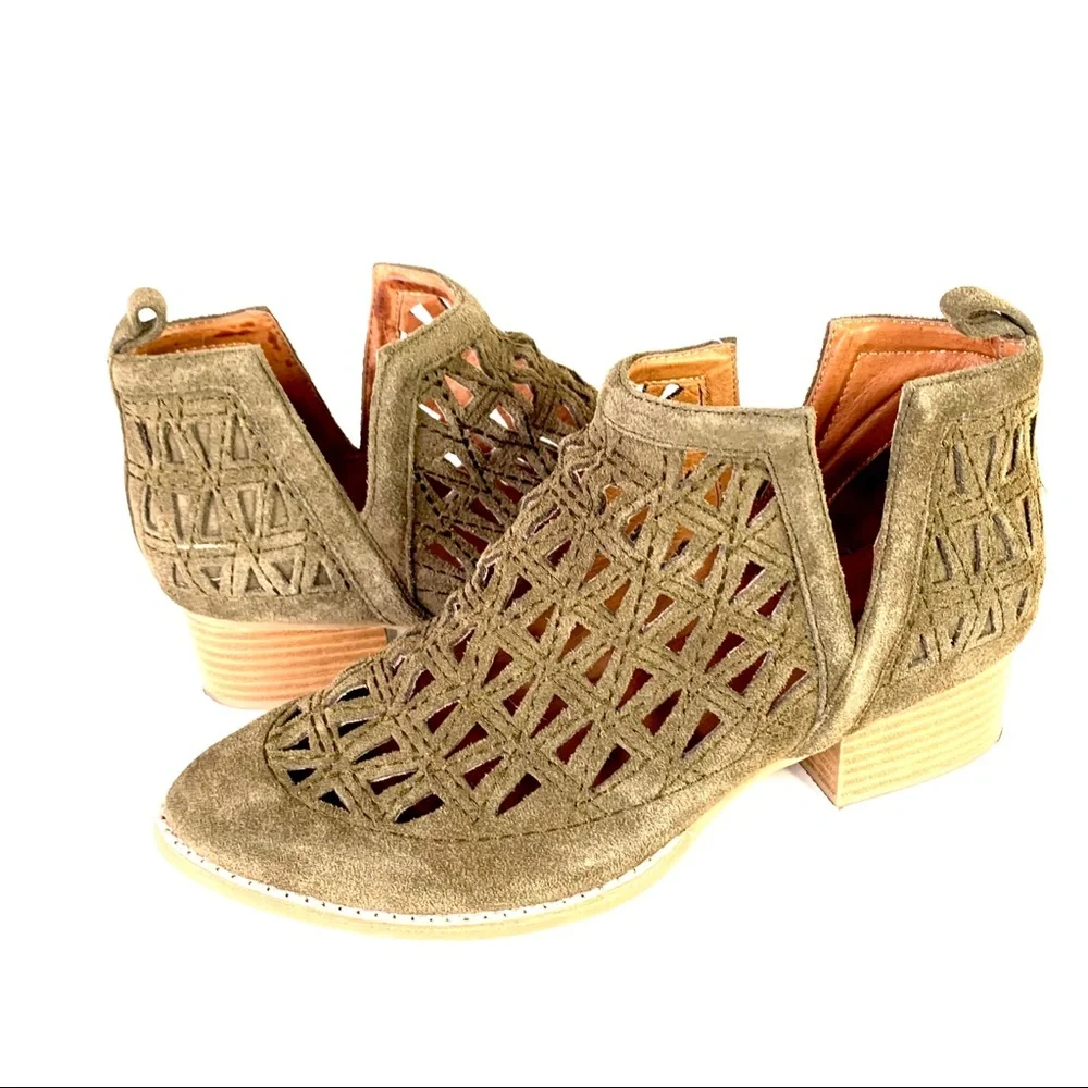Jeffrey Campbell olive suede