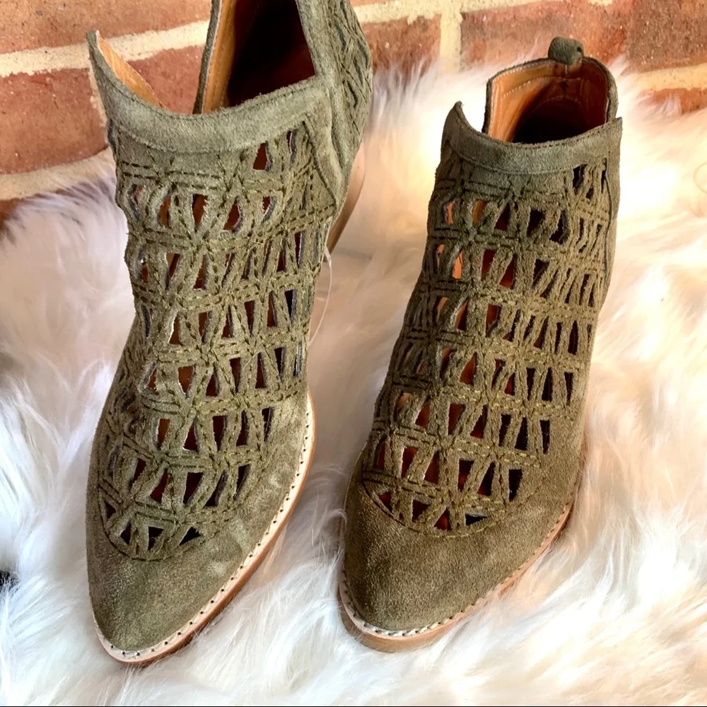 Jeffrey Campbell olive suede