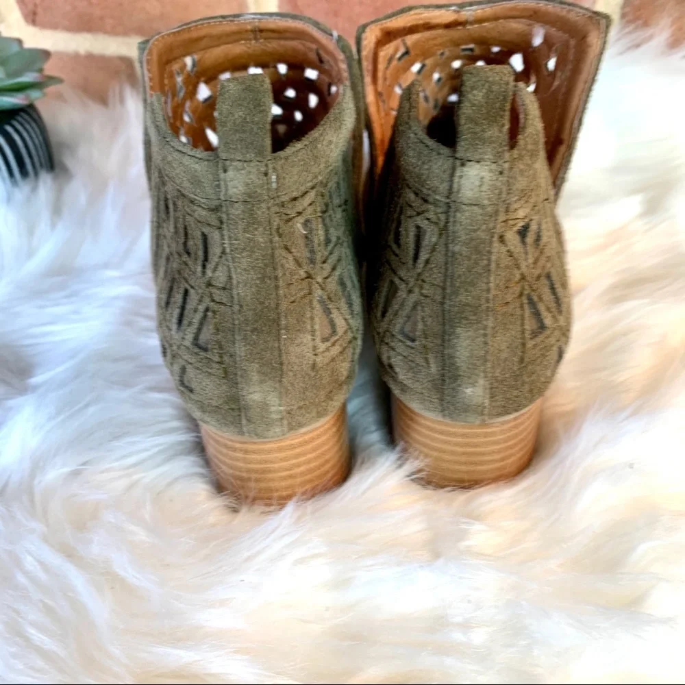 Jeffrey Campbell olive suede