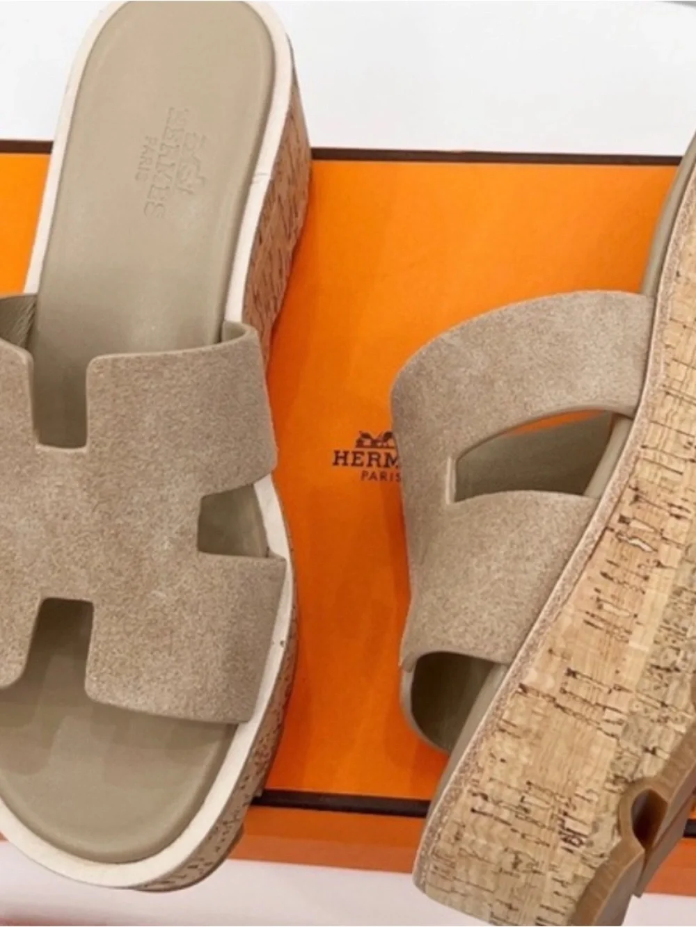 Hermes. sandal suede