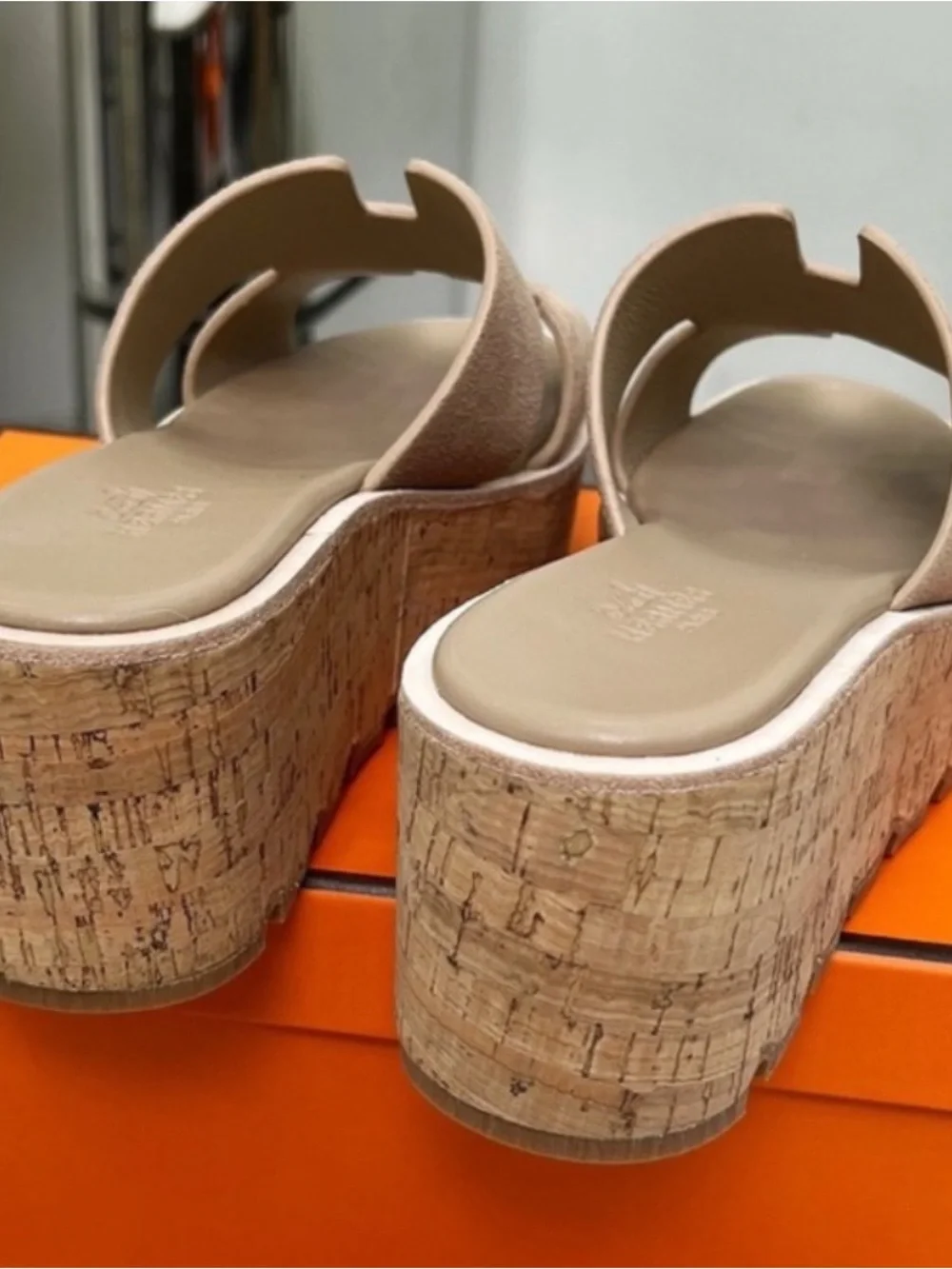 Hermes. sandal suede