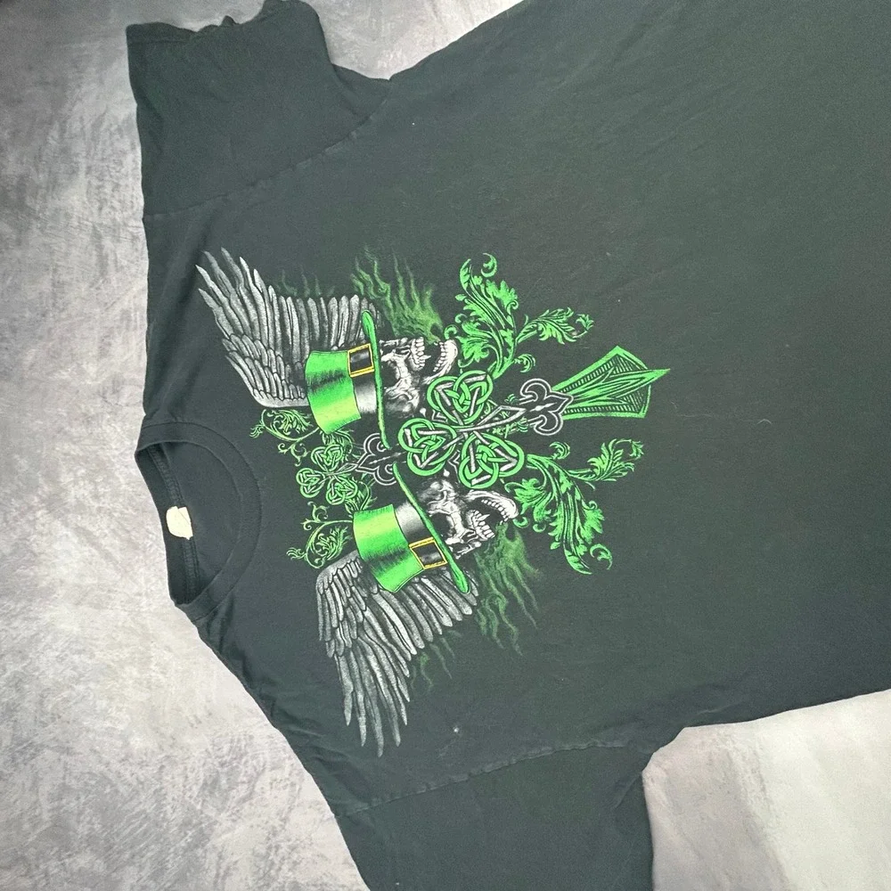 Gildan vintage y2k