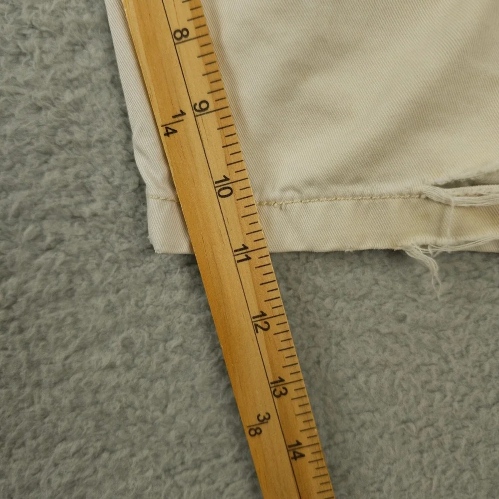 Levis measurements distress