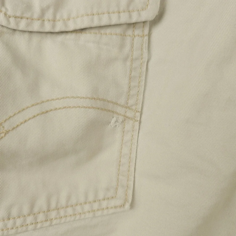 Levis get see compare