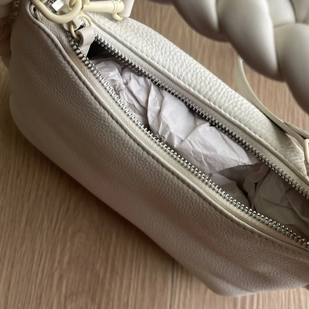 Dolce Vita chic cream