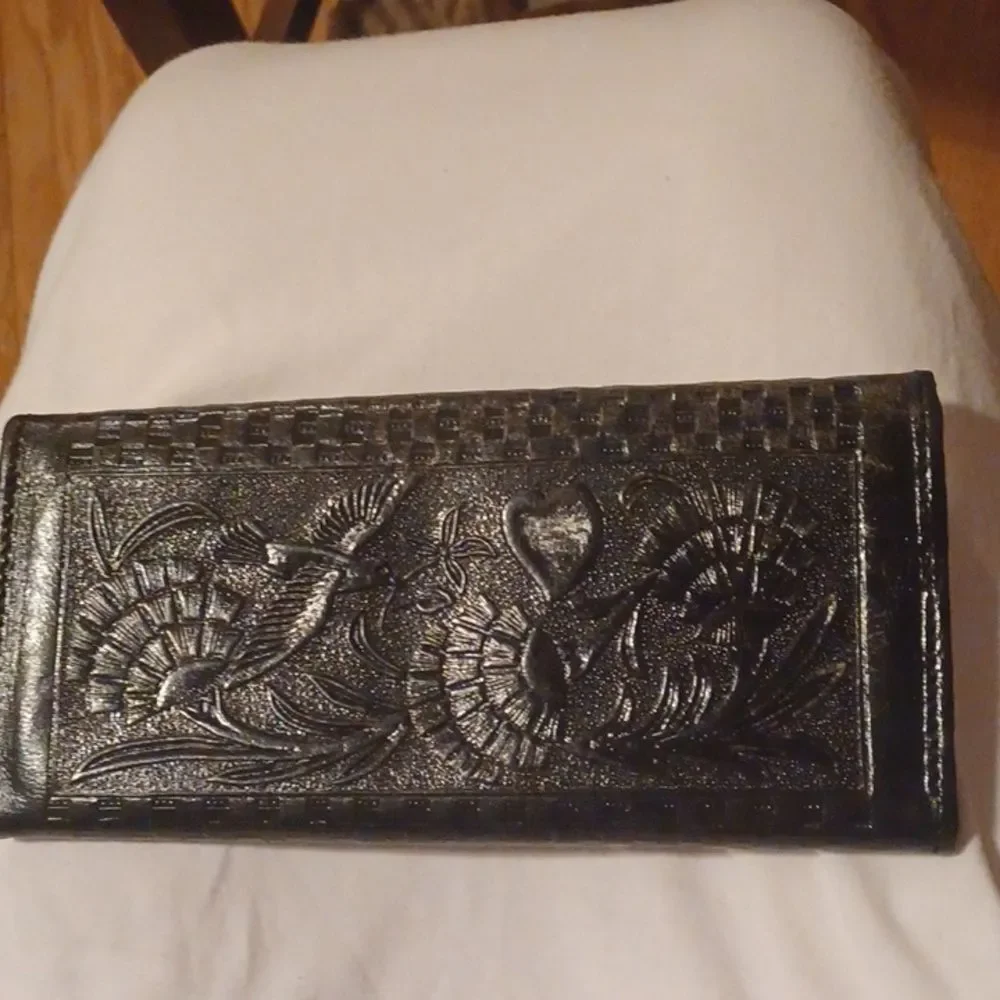 Vintage Hand Tool Black Embossed Floral Western Women's Leather Wallet New