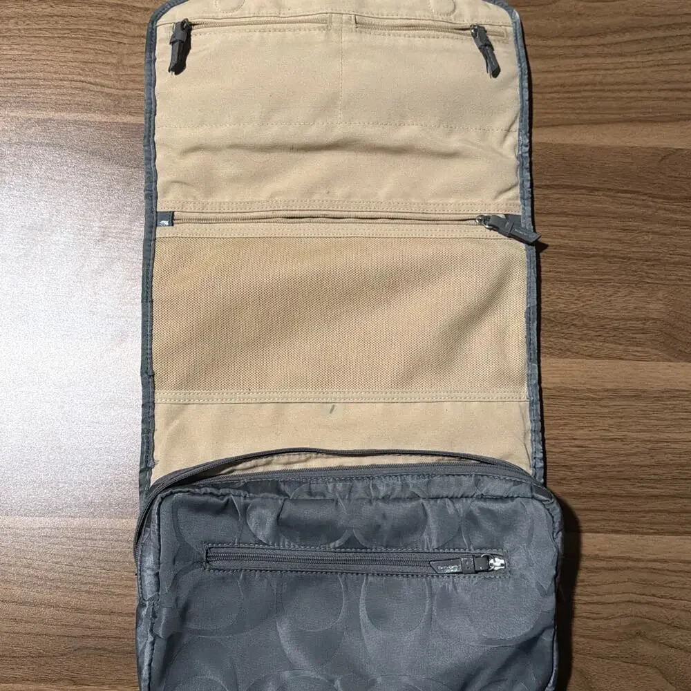 Coach signature gray