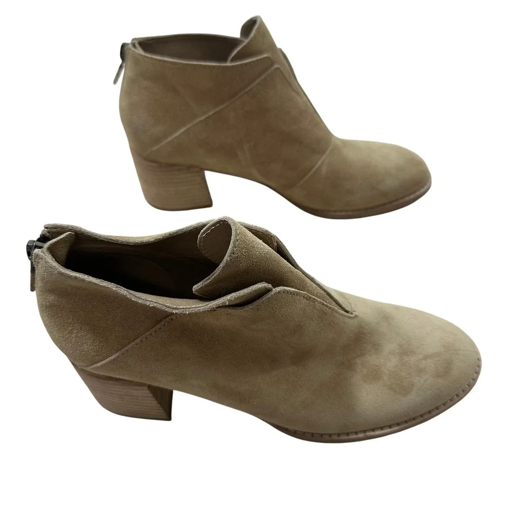 Eileen Fisher Tan Suede Split Front Ankle Booties Stacked Block Heel Size 6 NWOT