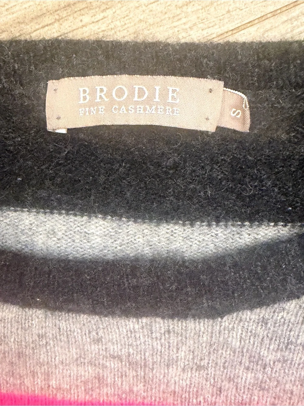 Brodie 100% Cashmere Striped Crewneck Sweater Women’s Size S - Oversized