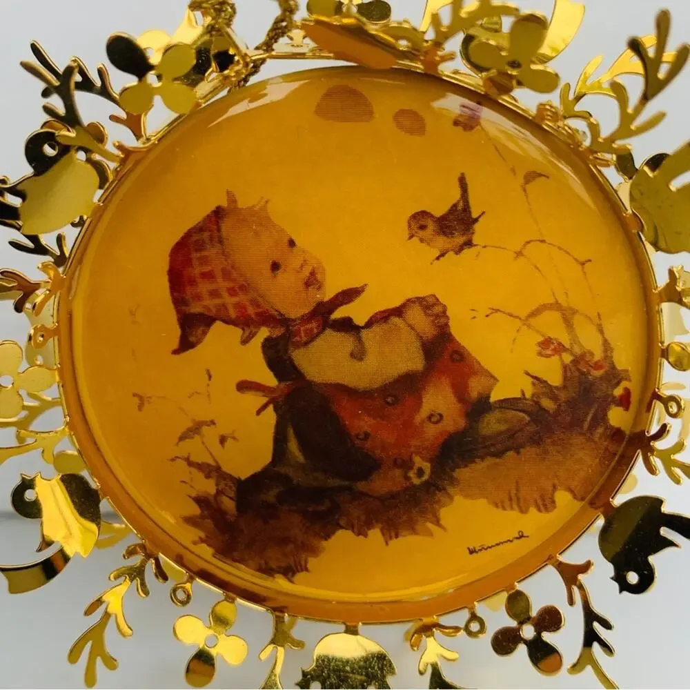 1986 Hummel Gold Ornament