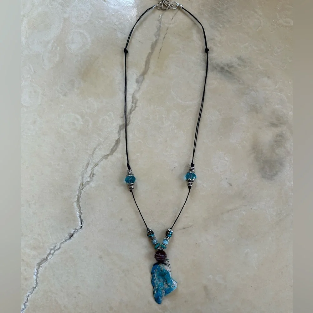 Handcrafted Turquoise Style Stone Pendant Necklace Boho Southwestern