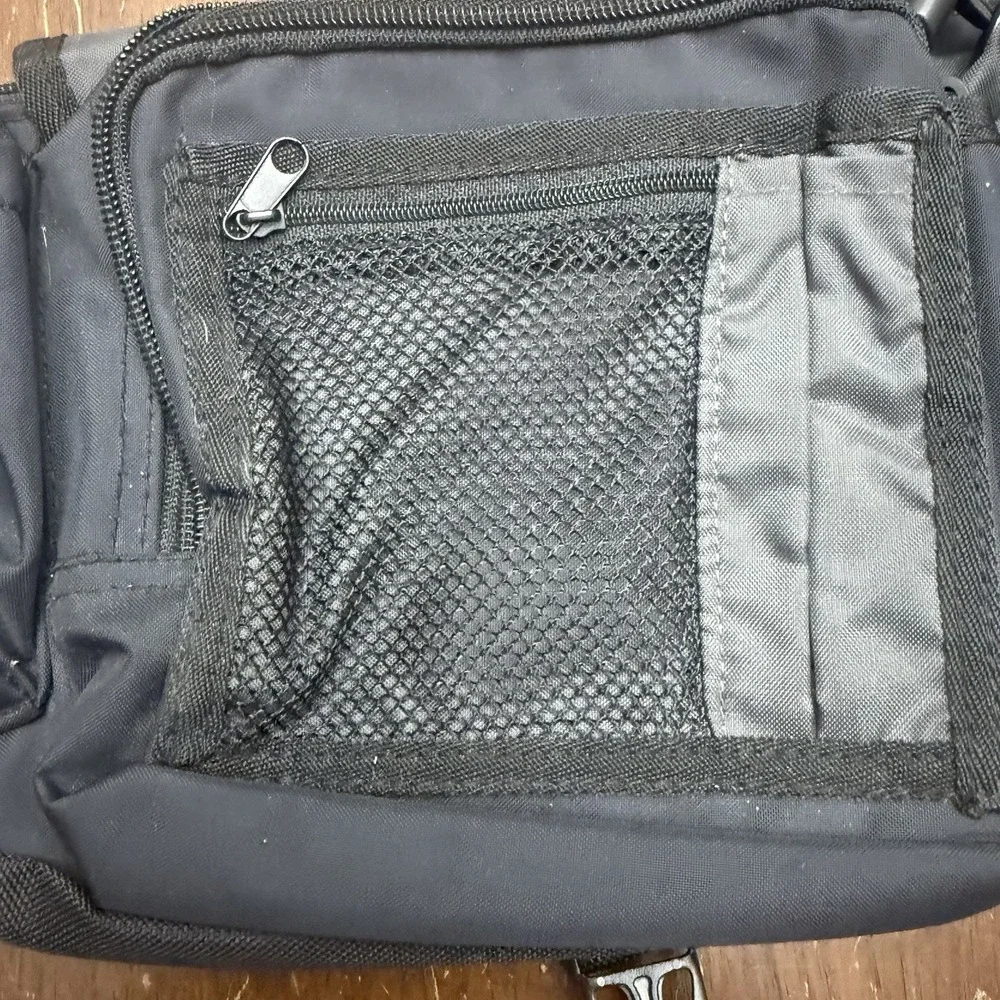 Eddie Bauer versatile eddie