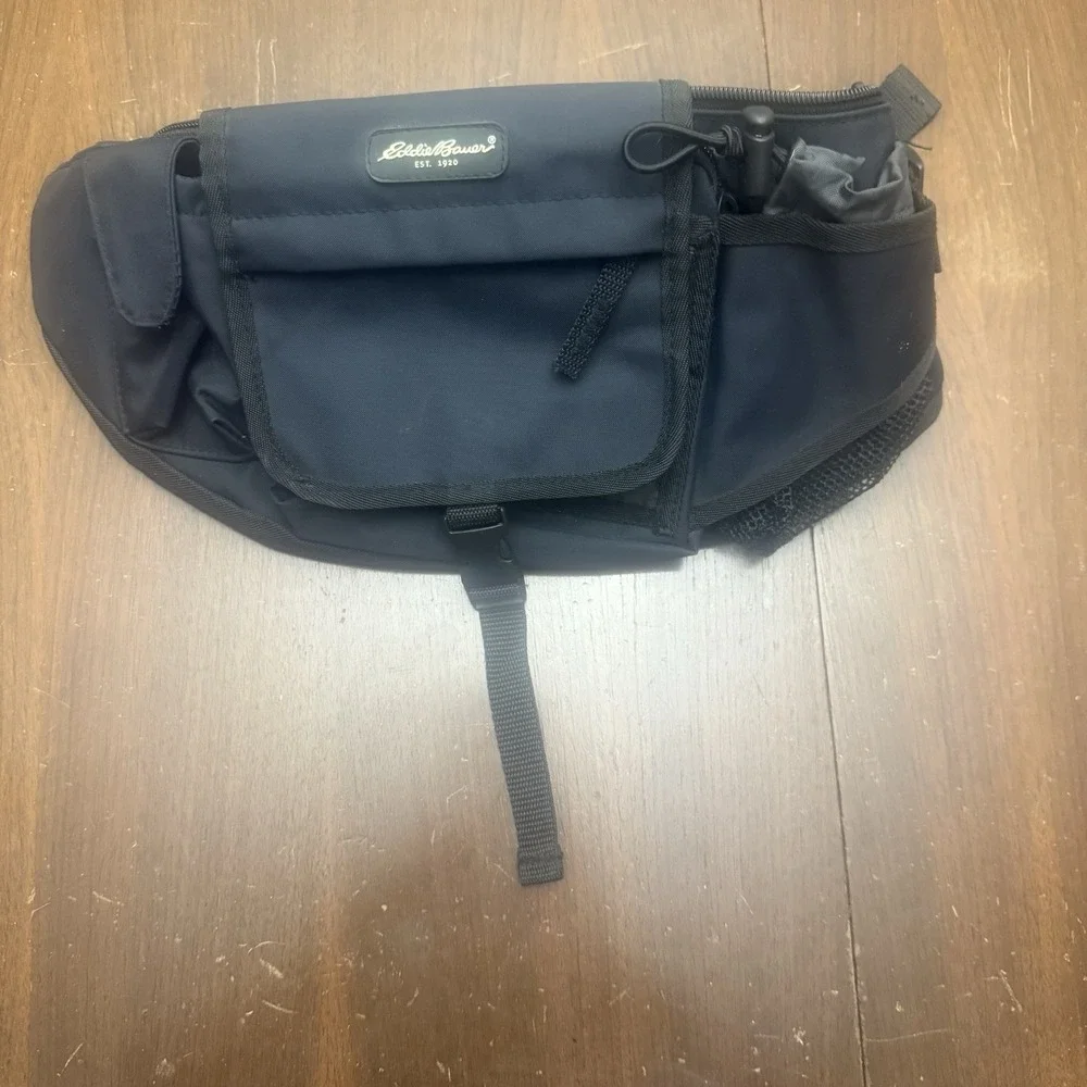 Eddie Bauer versatile eddie