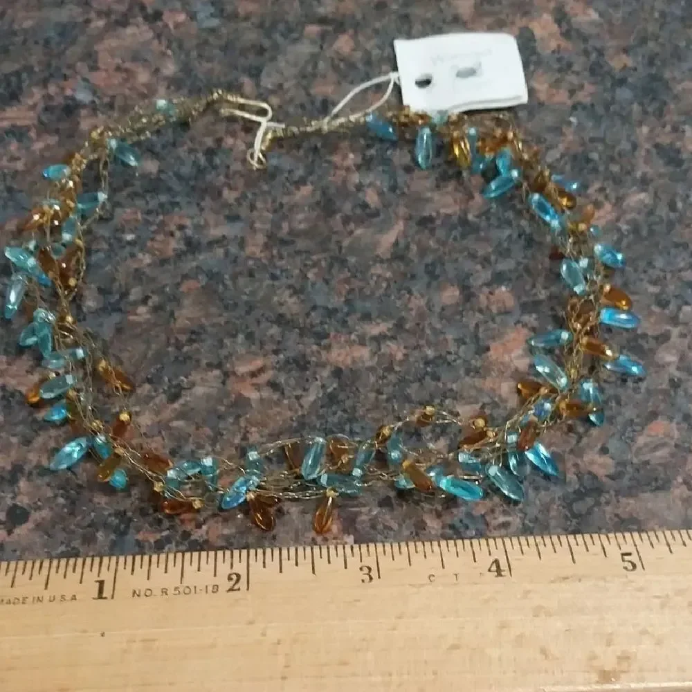 Chic Beaded Necklace with Blue and Brown Accents.