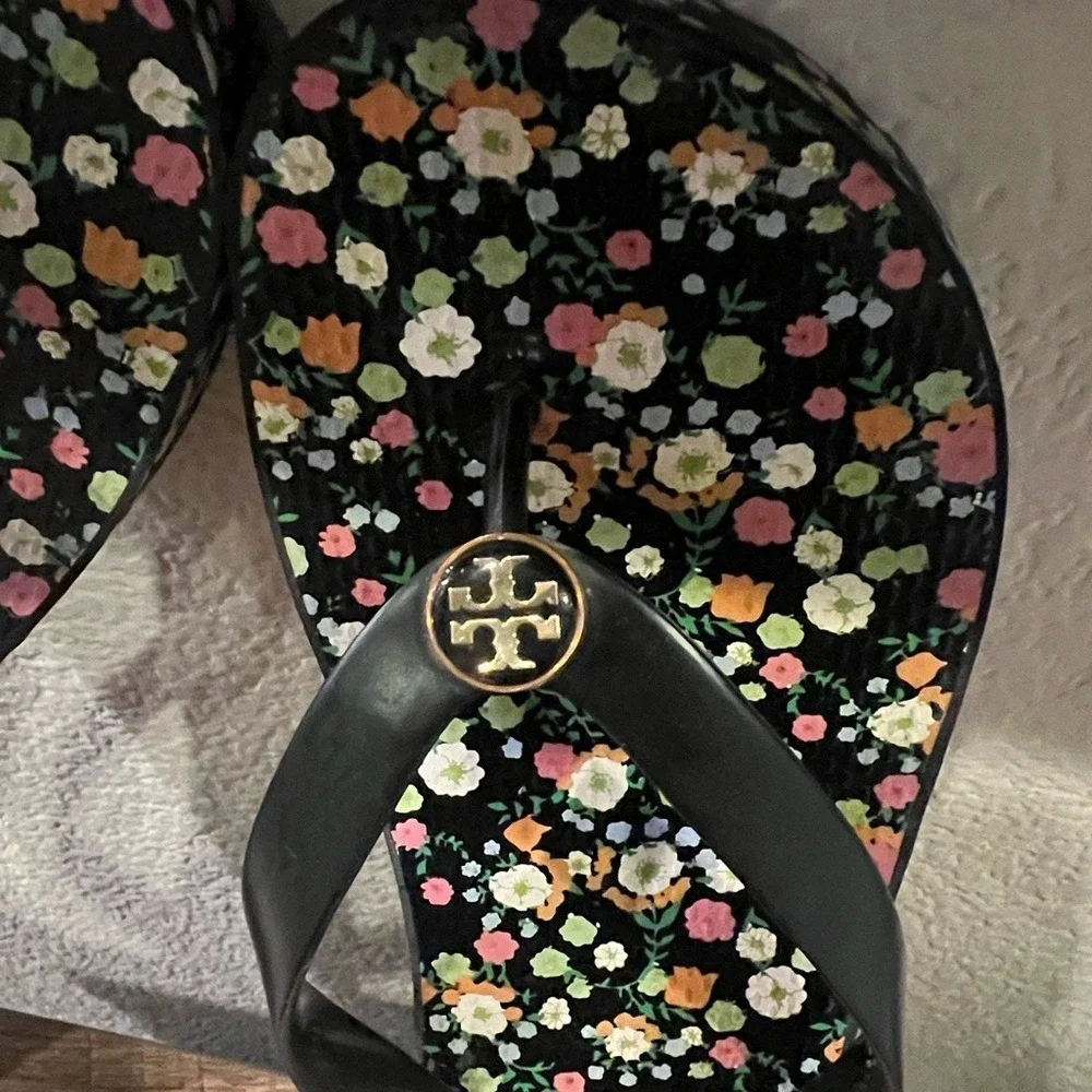 Tory Burch‎ Black Floral Wedge Sandals, NWOT