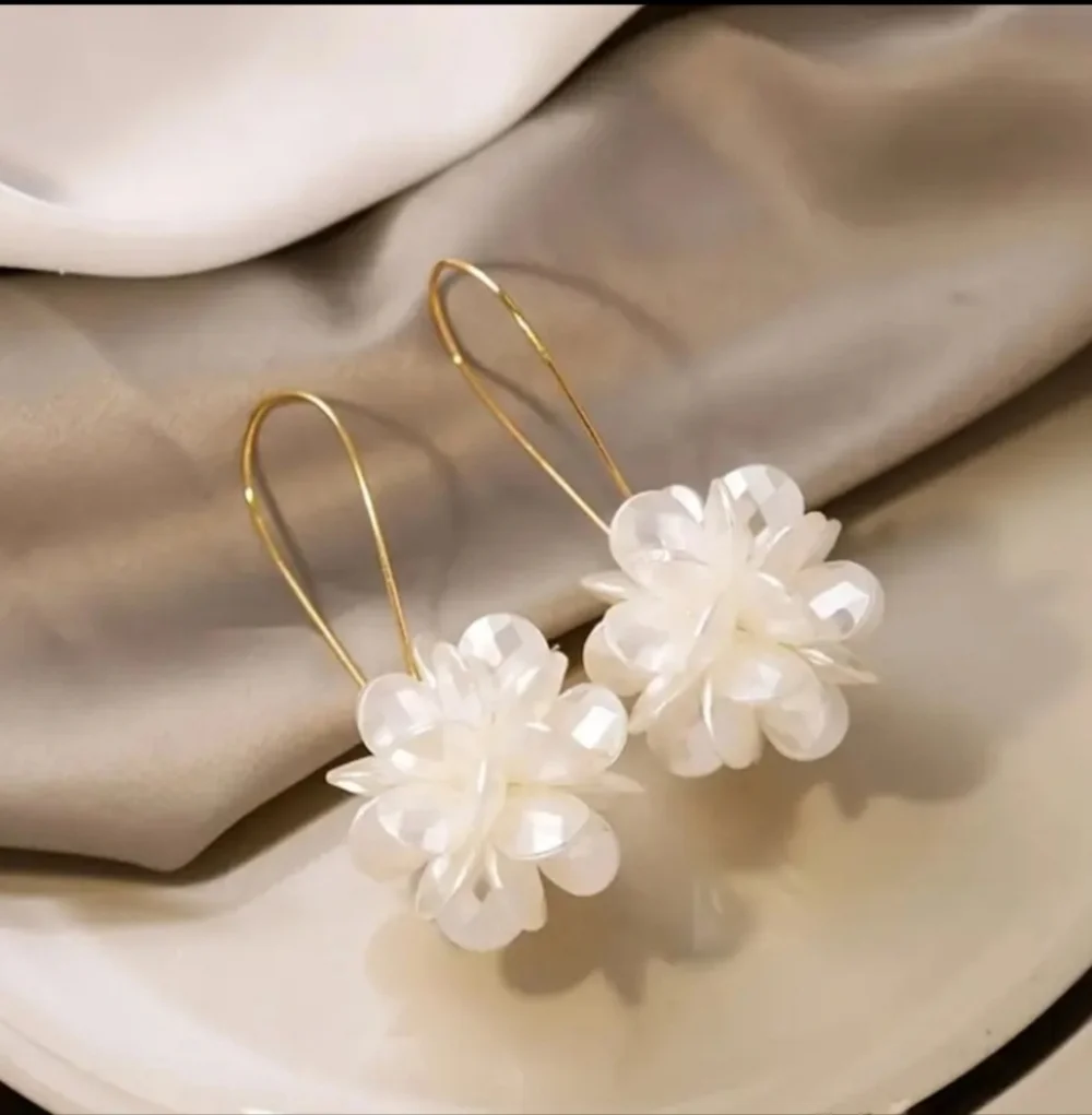 N/A these elegant